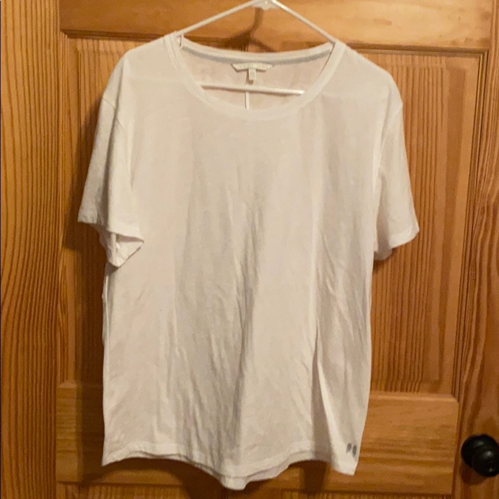 Victoria Secret white t shirt size XL